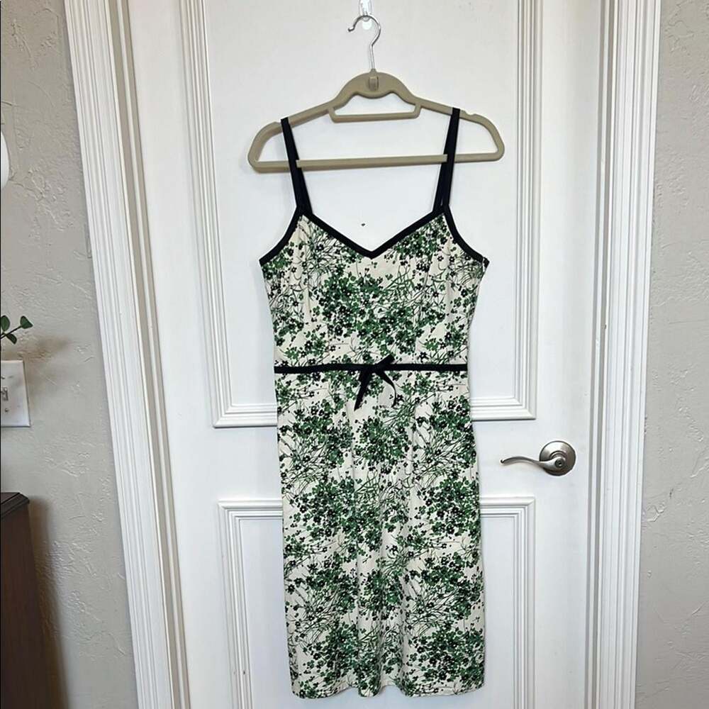 EUC Anthropologie Odille green and black floral dress. Size 8